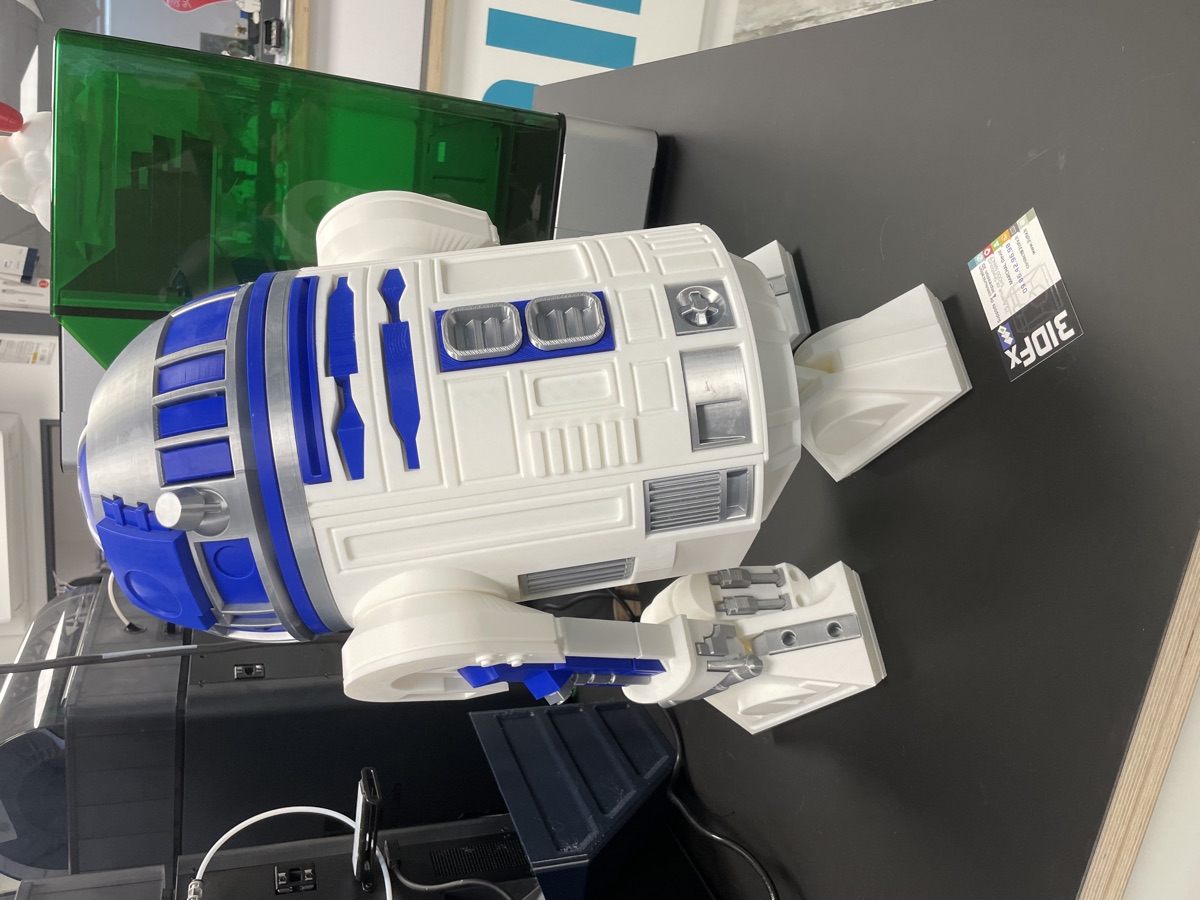R2-D2